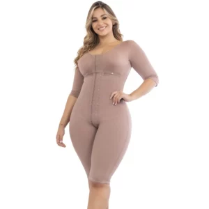 Faja postquirúrgica de alta compresión con ajuste en broches y cobertura completa