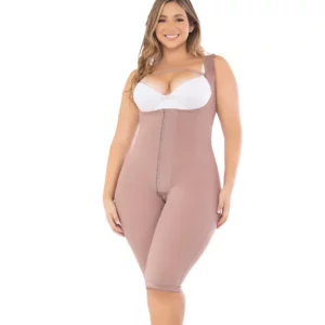 Faja postquirúrgica a la rodilla con soporte abdominal y cubrimiento de espalda