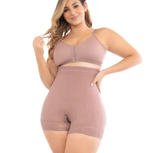 Panty faja con realce de glúteos y control firme para abdomen y cintura