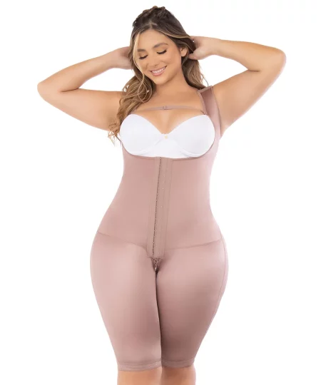 Faja postquirúrgica de primera postura con control medio y efecto moldeador fit 360 1